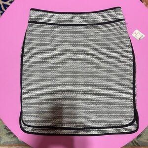 424 Fifth Lord & Taylor Women Gray Casual Skirt 10 Petite